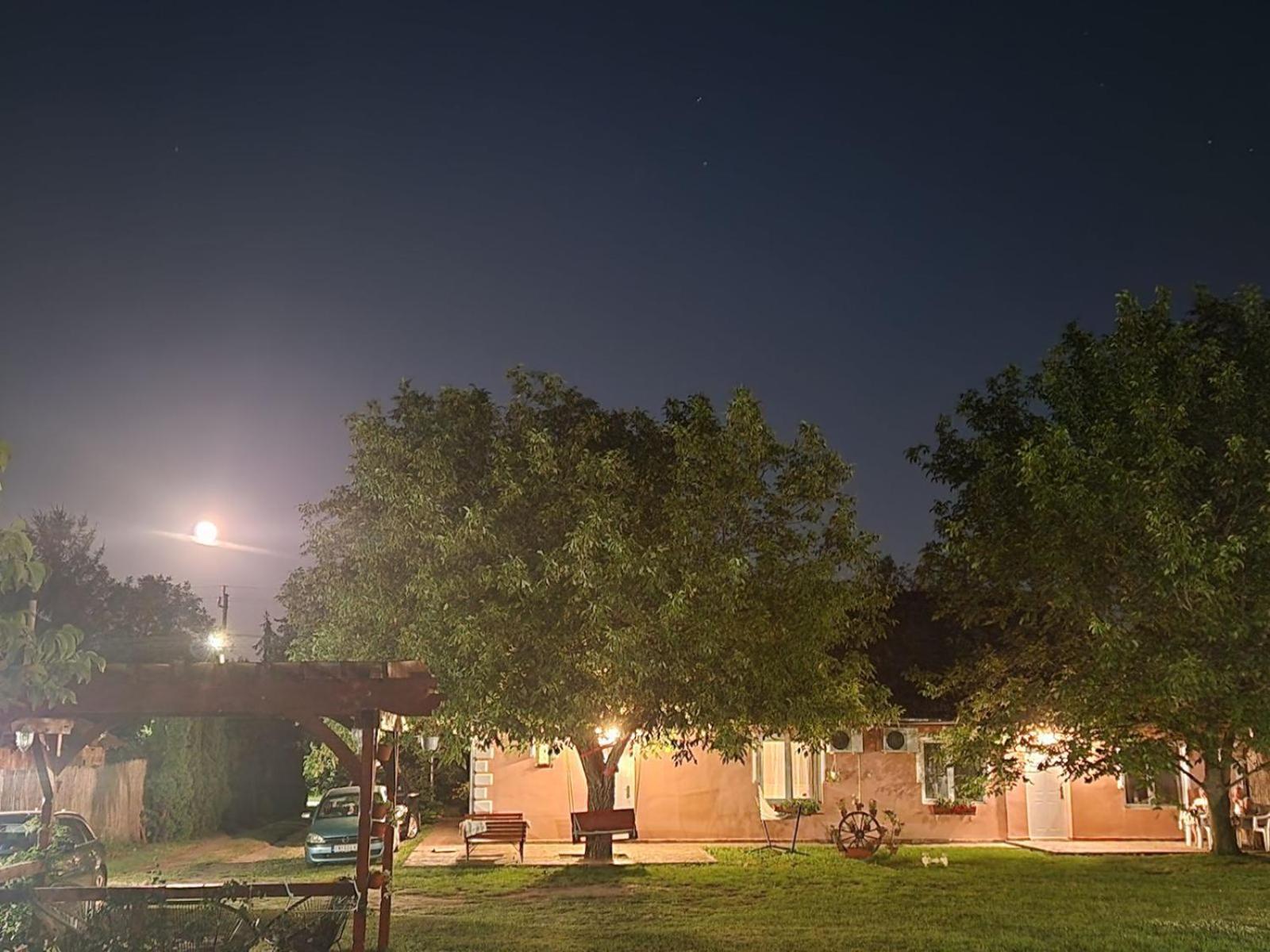 Palić Villa Sunset מראה חיצוני תמונה
